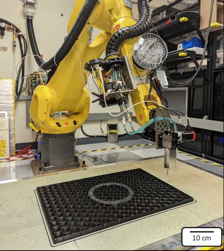 PEEKBot: Design and advanced manufacturing of a lunar rover using thermoplastic composites